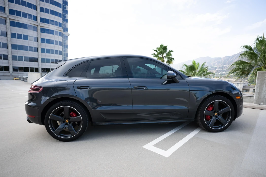 2018 Porsche Macan GTS - Image 30 of 31