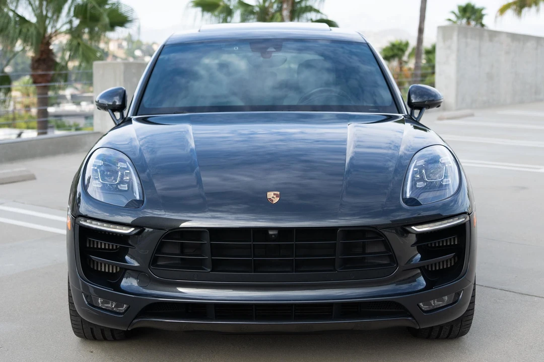 2018 Porsche Macan GTS - Image 2 of 31