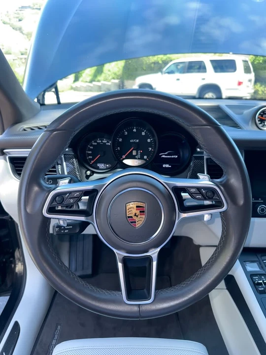 2018 Porsche Macan GTS - Image 11 of 19