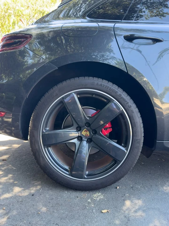 2018 Porsche Macan GTS - Image 9 of 19