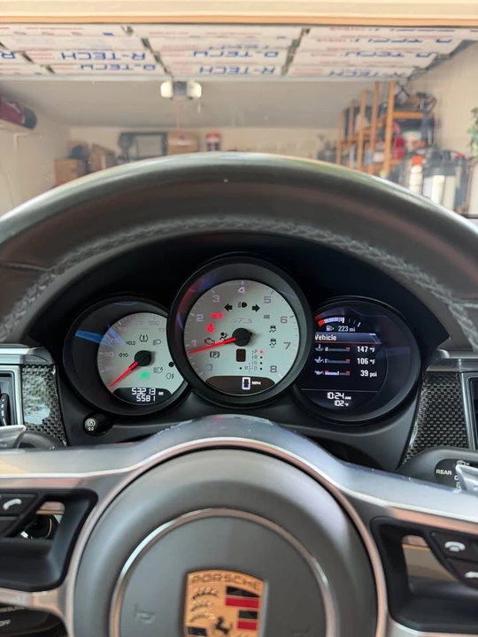 2018 Porsche Macan GTS - Image 8 of 20
