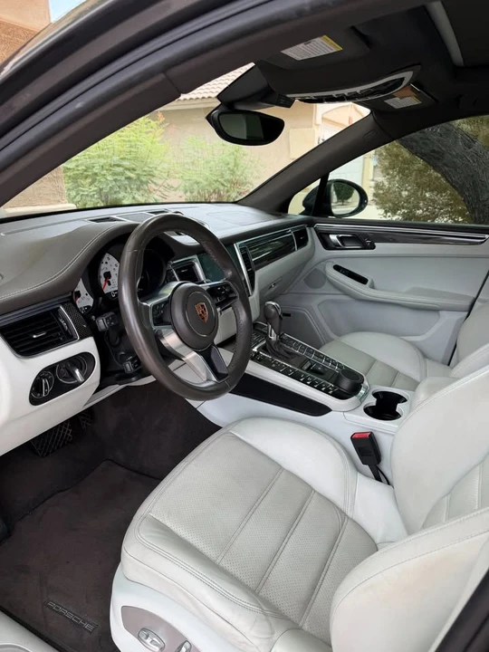2018 Porsche Macan GTS - Image 9 of 20
