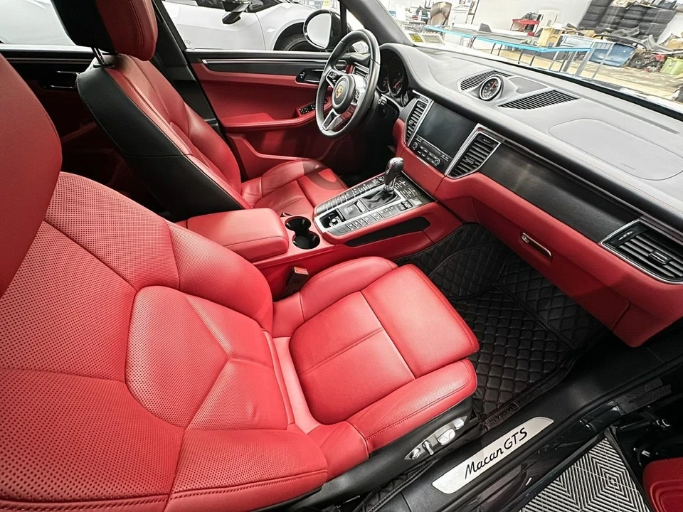 2018 Porsche Macan GTS - Image 9 of 14