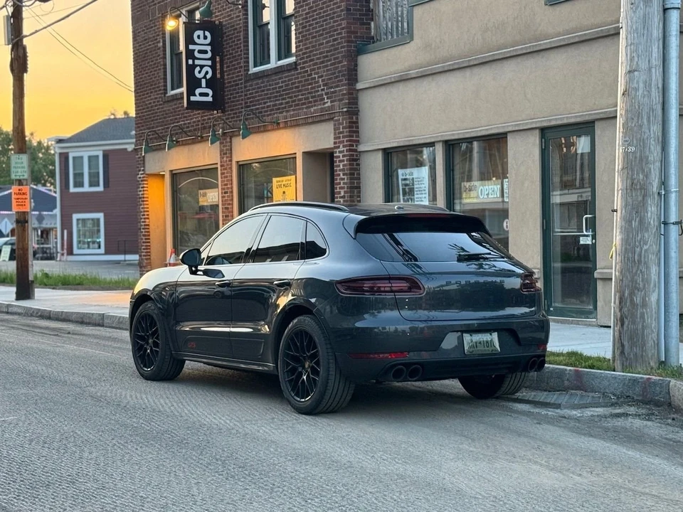 2018 Porsche Macan GTS - Image 5 of 14