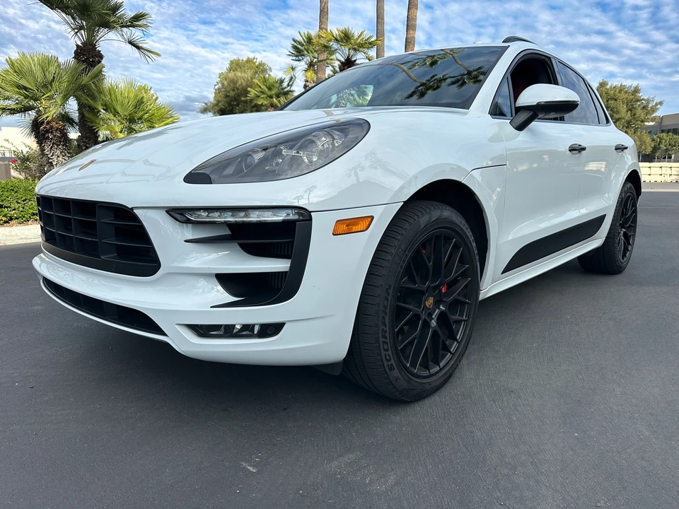 2018 Porsche Macan GTS - Image 16 of 31