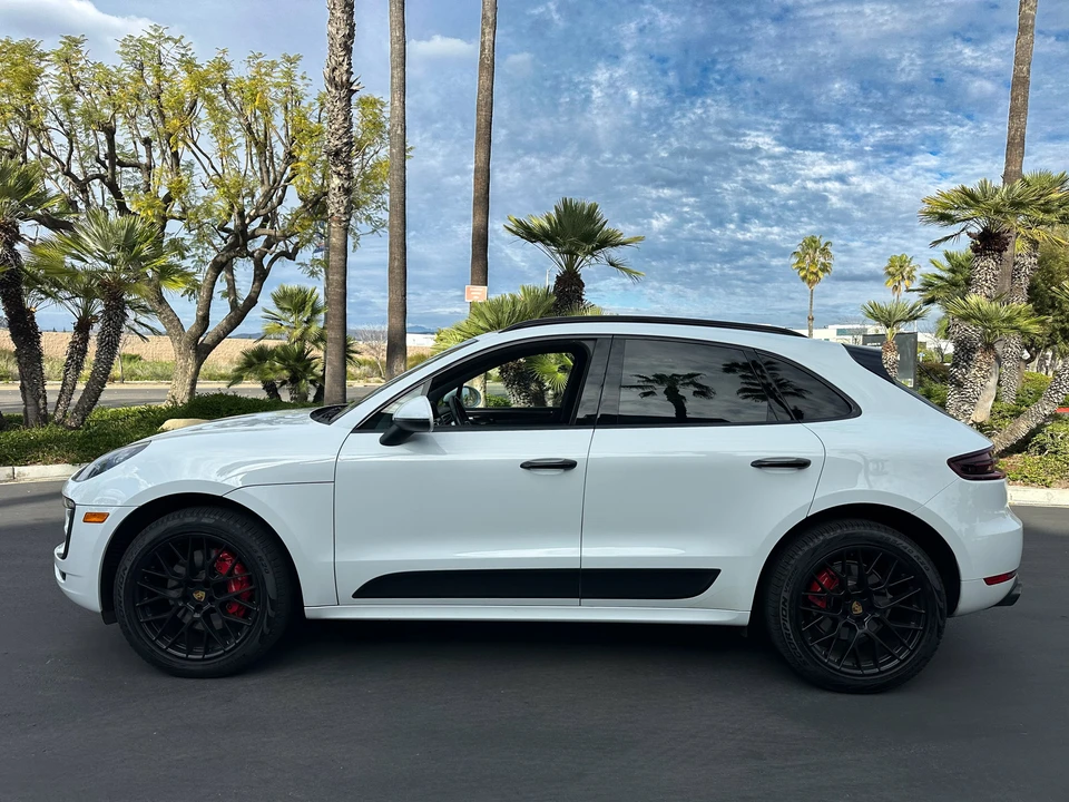 2018 Porsche Macan GTS - Image 12 of 31