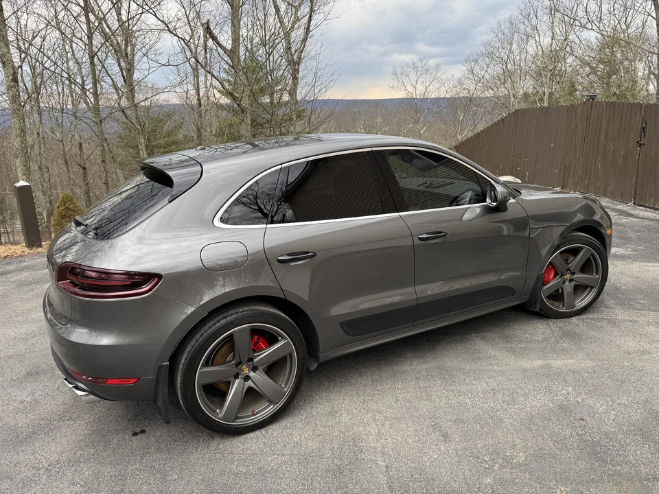 2018 Porsche Macan GTS - Image 14 of 31