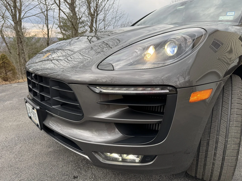 2018 Porsche Macan GTS - Image 24 of 31