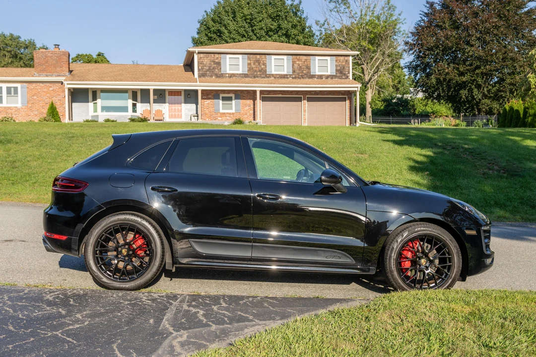 2018 Porsche Macan GTS - Image 3 of 31