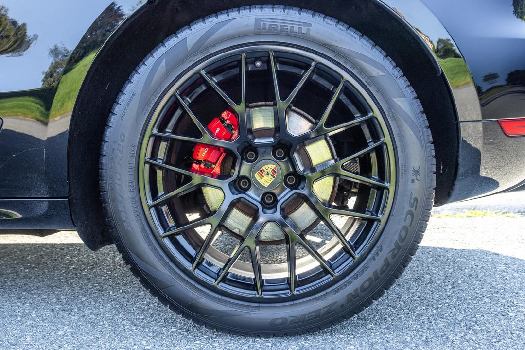 2018 Porsche Macan GTS - Image 25 of 31