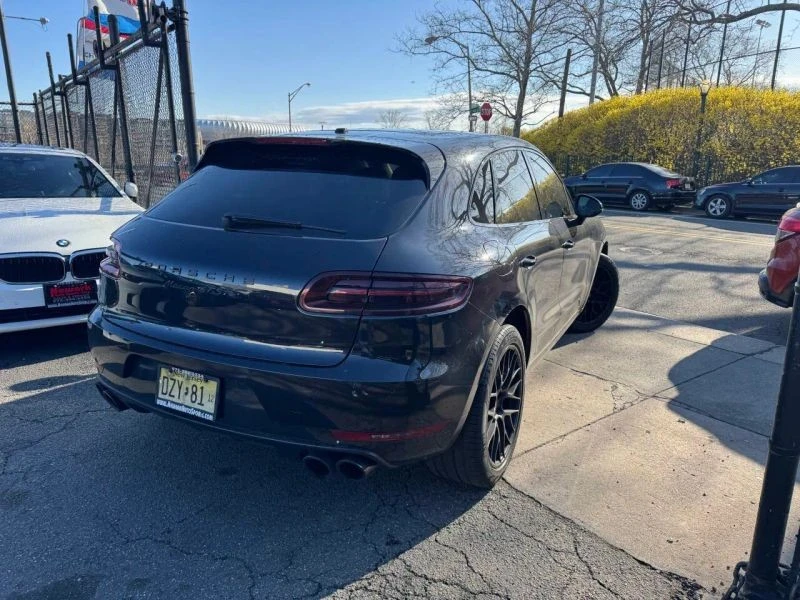 2018 Porsche Macan GTS - Image 3 of 12