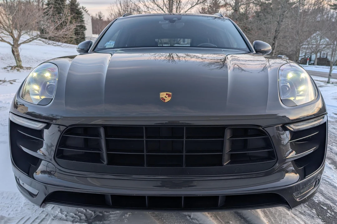 2018 Porsche Macan GTS - Image 2 of 31