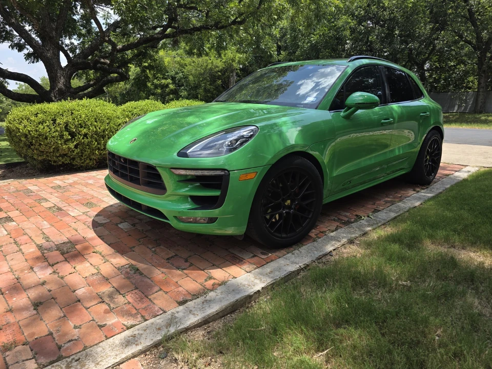 2018 Porsche Macan GTS - Image 2 of 24