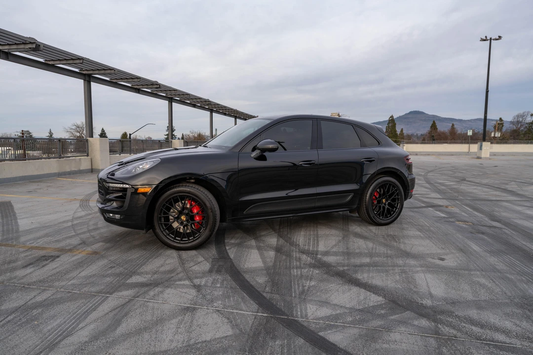 2018 Porsche Macan GTS - Image 10 of 31
