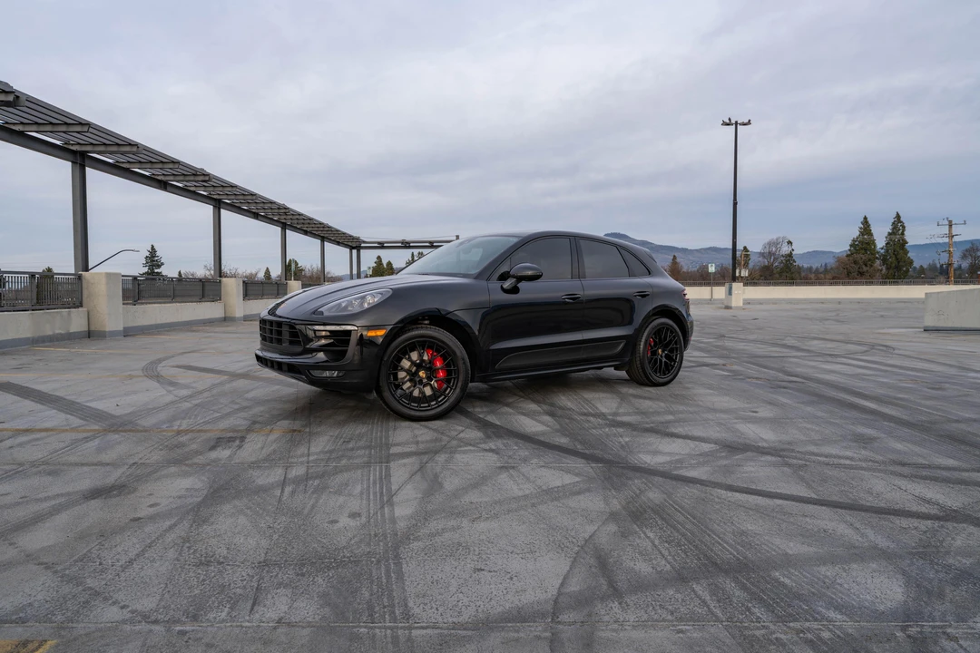2018 Porsche Macan GTS - Image 9 of 31