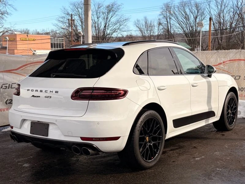 2018 Porsche Macan GTS - Image 11 of 12