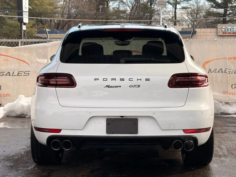 2018 Porsche Macan GTS - Image 10 of 12