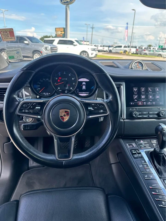 2018 Porsche Macan GTS - Image 10 of 16