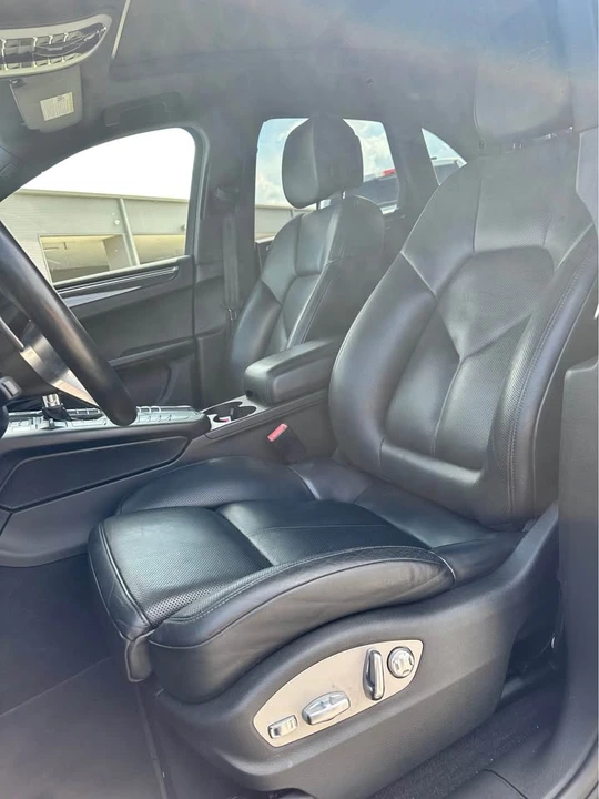 2018 Porsche Macan GTS - Image 9 of 16