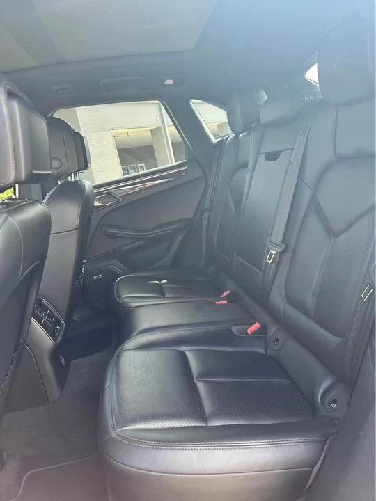 2018 Porsche Macan GTS - Image 15 of 16