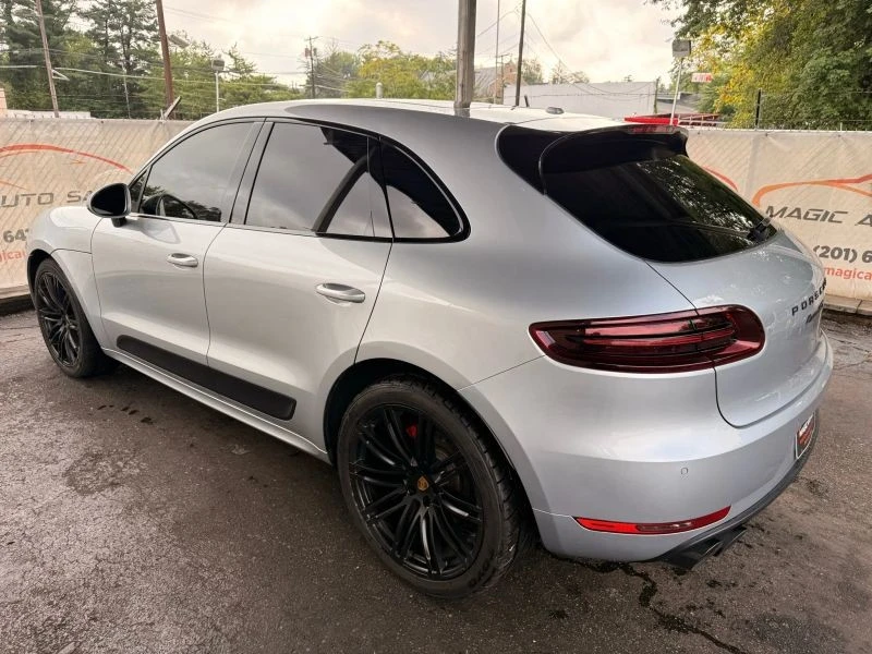 2018 Porsche Macan GTS - Image 12 of 12