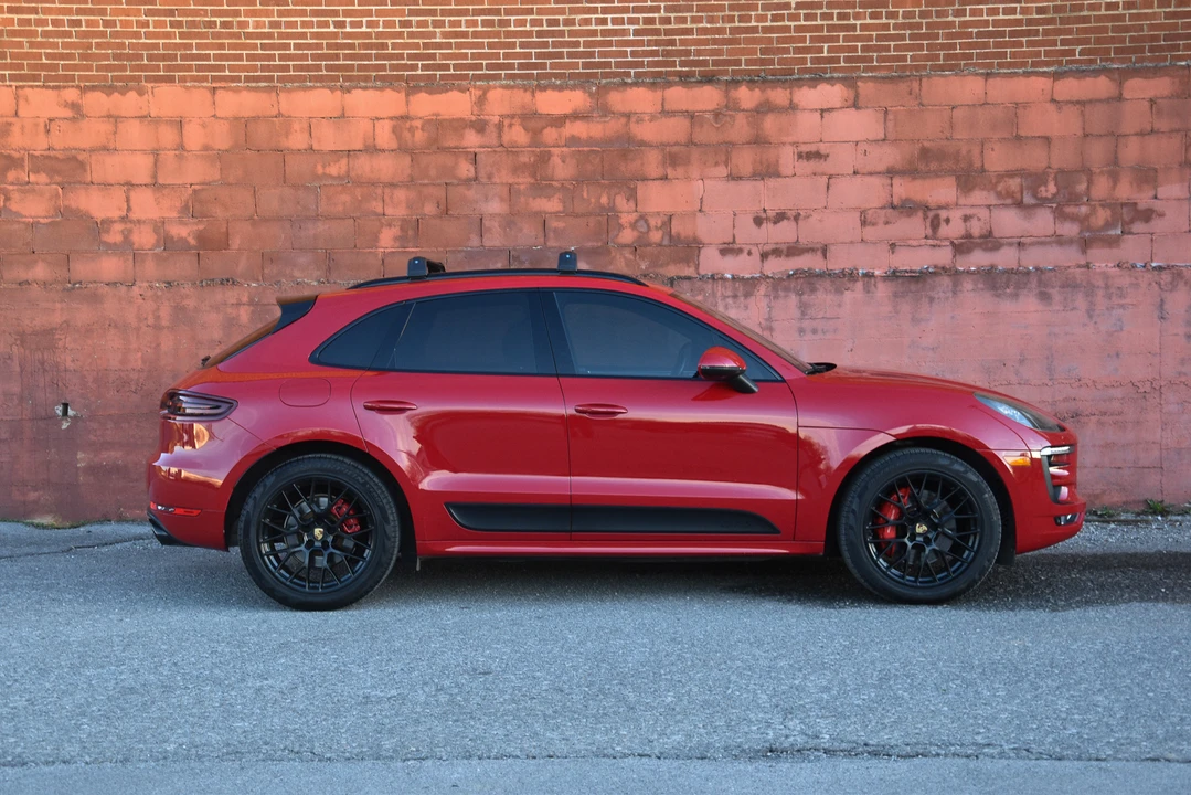 2018 Porsche Macan GTS - Image 16 of 31