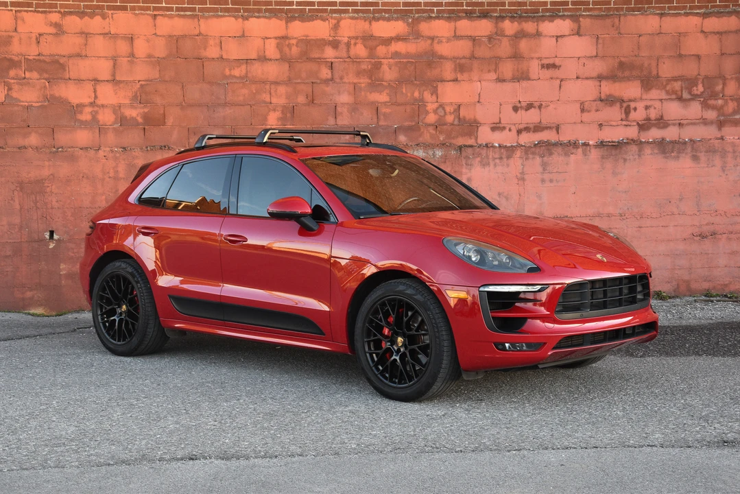 2018 Porsche Macan GTS - Image 10 of 31