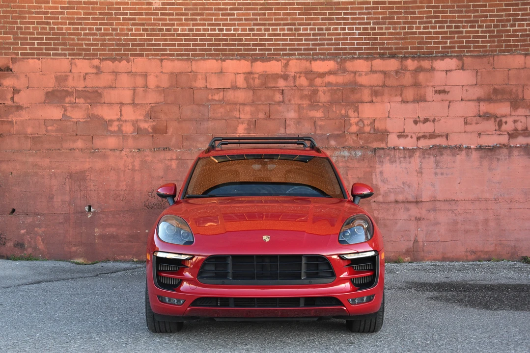 2018 Porsche Macan GTS - Image 9 of 31