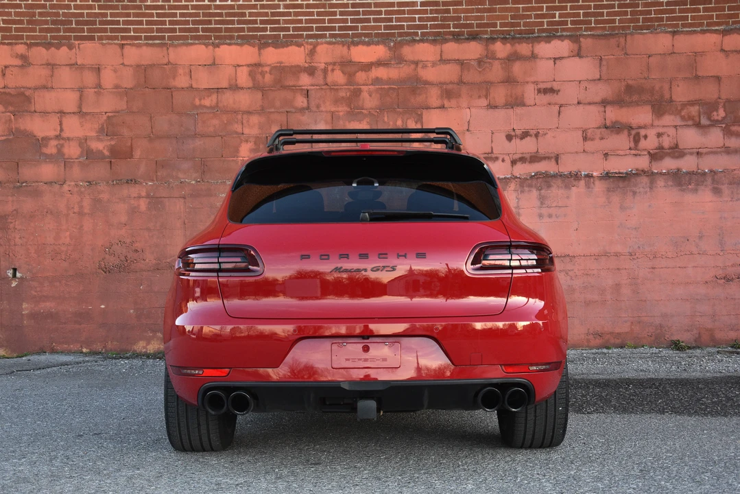 2018 Porsche Macan GTS - Image 28 of 31