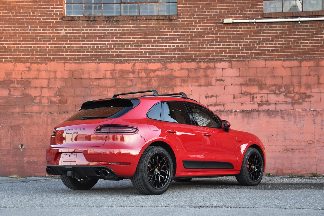 2018 Porsche Macan GTS - Image 23 of 31