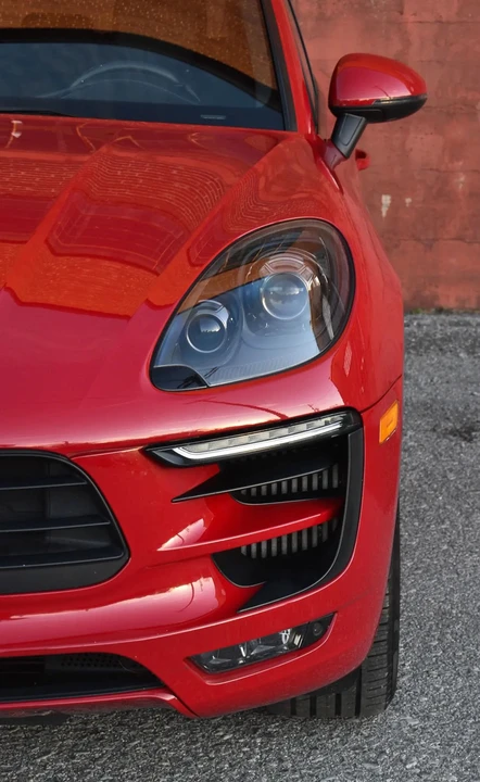 2018 Porsche Macan GTS - Image 21 of 31