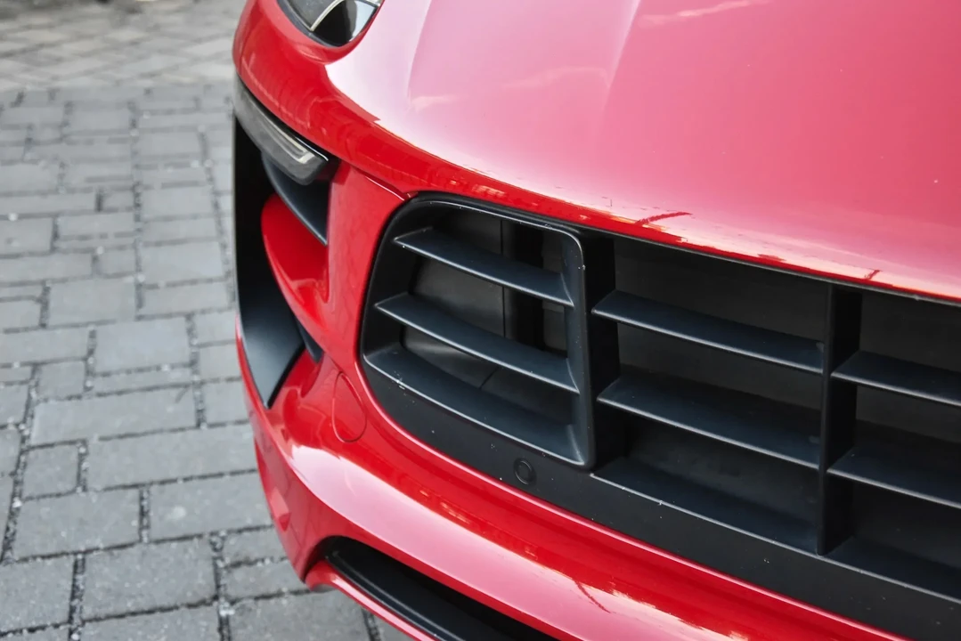 2018 Porsche Macan GTS - Image 24 of 31
