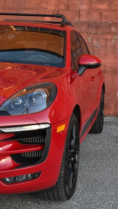 2018 Porsche Macan GTS - Image 25 of 31