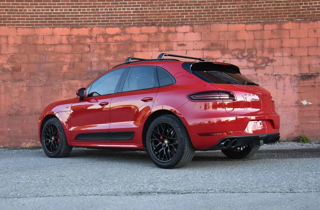2018 Porsche Macan GTS - Image 11 of 31