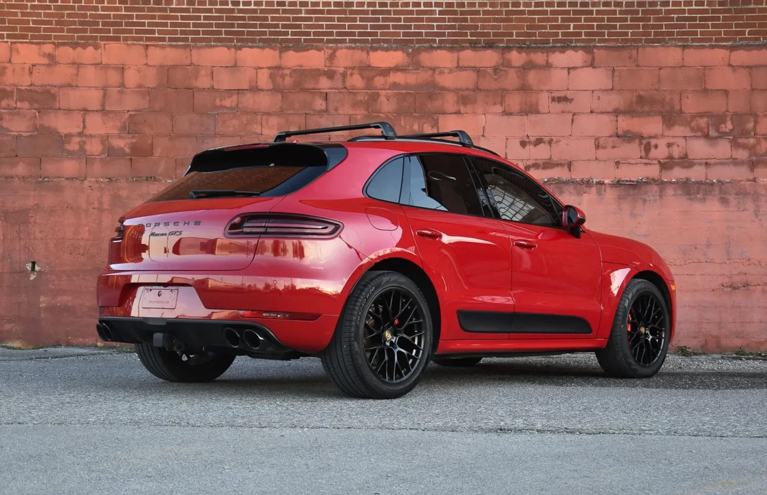 2018 Porsche Macan GTS - Image 17 of 31