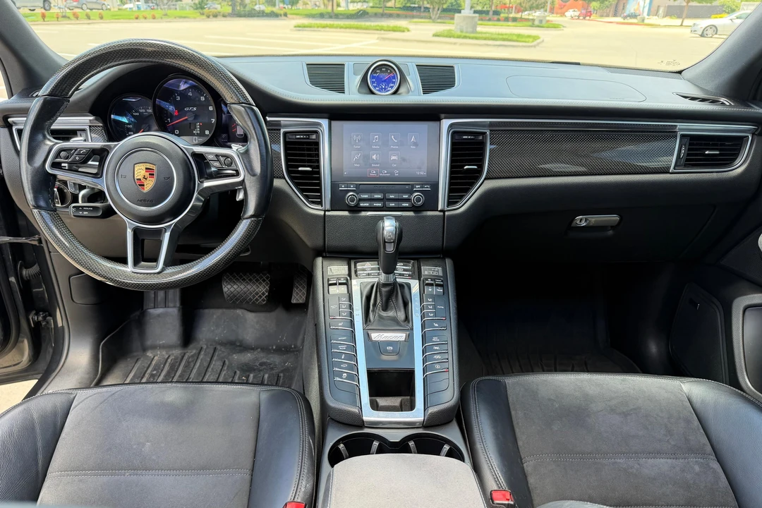 2018 Porsche Macan GTS - Image 24 of 31