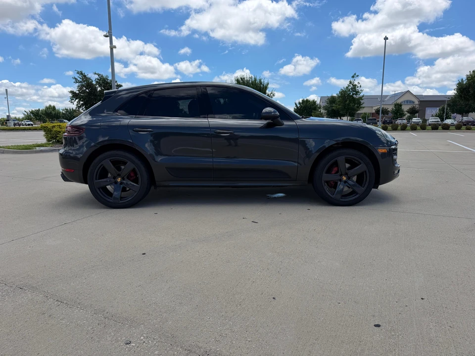 2018 Porsche Macan GTS - Image 11 of 31