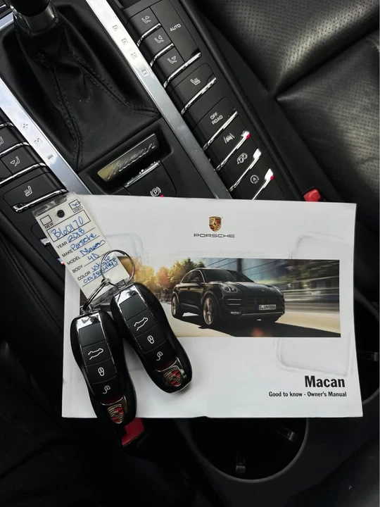 2018 Porsche Macan GTS - Image 16 of 17