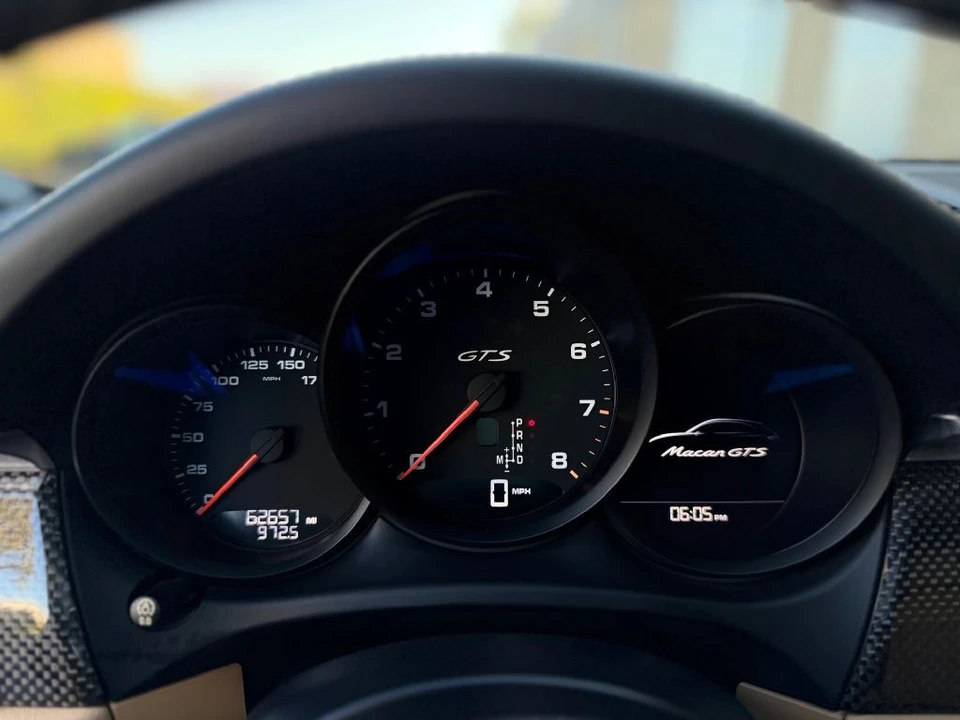 2018 Porsche Macan GTS - Image 19 of 24