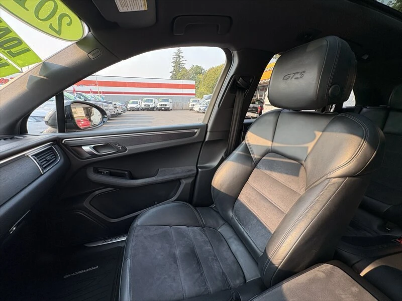 2018 Porsche Macan GTS - Image 13 of 20
