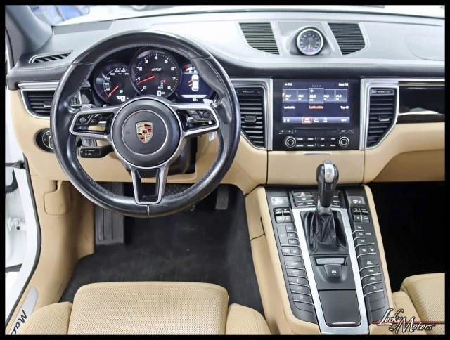 2018 Porsche Macan GTS - Image 12 of 21