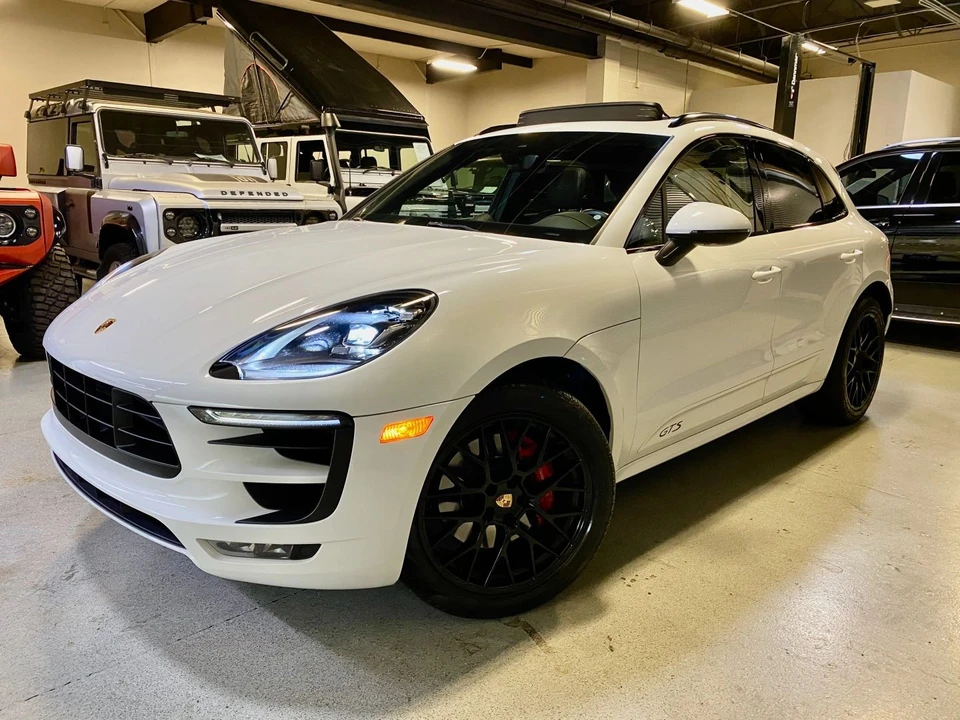 2018 Porsche Macan GTS - Image 10 of 21