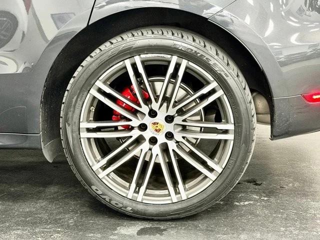 2018 Porsche Macan GTS - Image 17 of 31