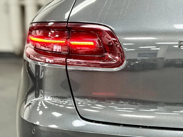 2018 Porsche Macan GTS - Image 13 of 31