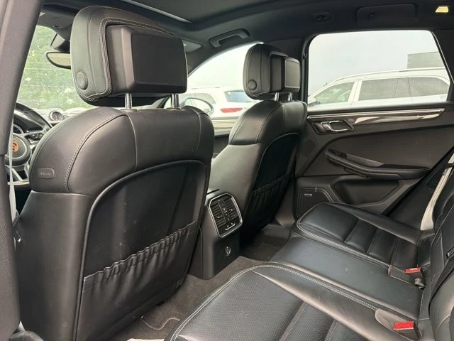 2018 Porsche Macan GTS - Image 6 of 15