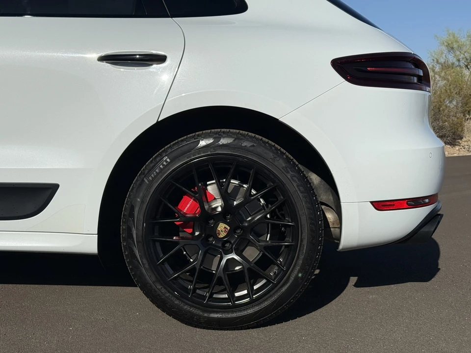 2018 Porsche Macan GTS - Image 20 of 31