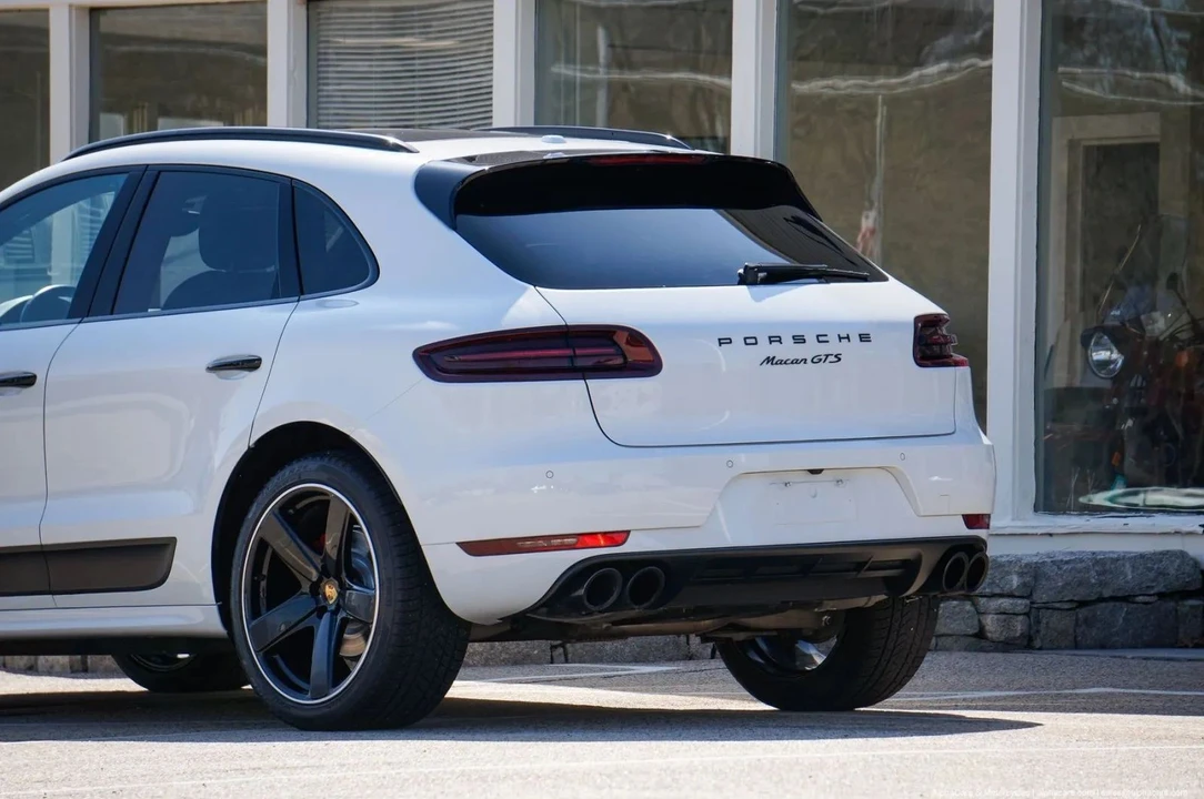 2018 Porsche Macan GTS - Image 21 of 21