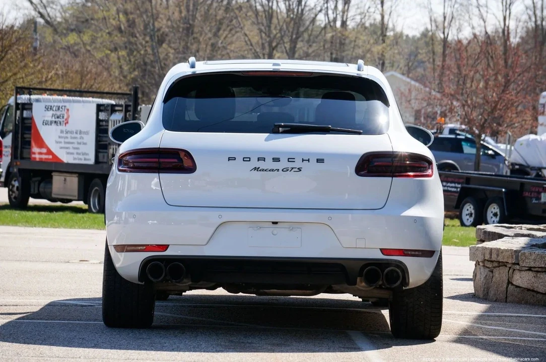 2018 Porsche Macan GTS - Image 19 of 21