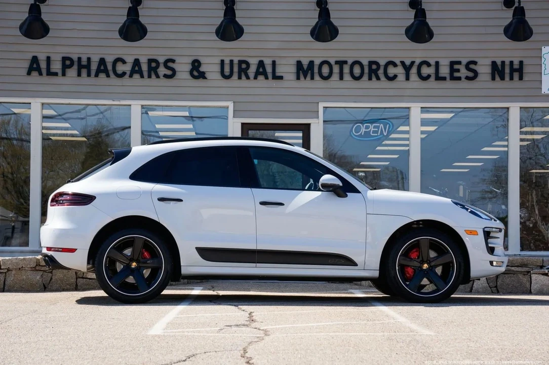 2018 Porsche Macan GTS - Image 5 of 21