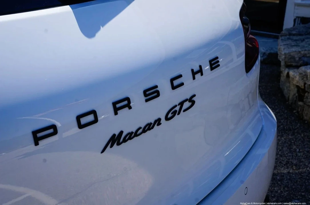 2018 Porsche Macan GTS - Image 20 of 21